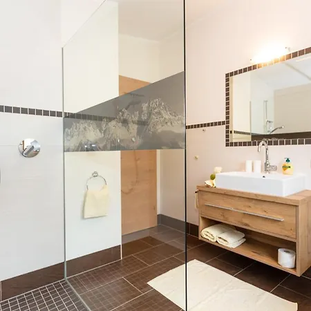 Bergblick Apartment Kössen